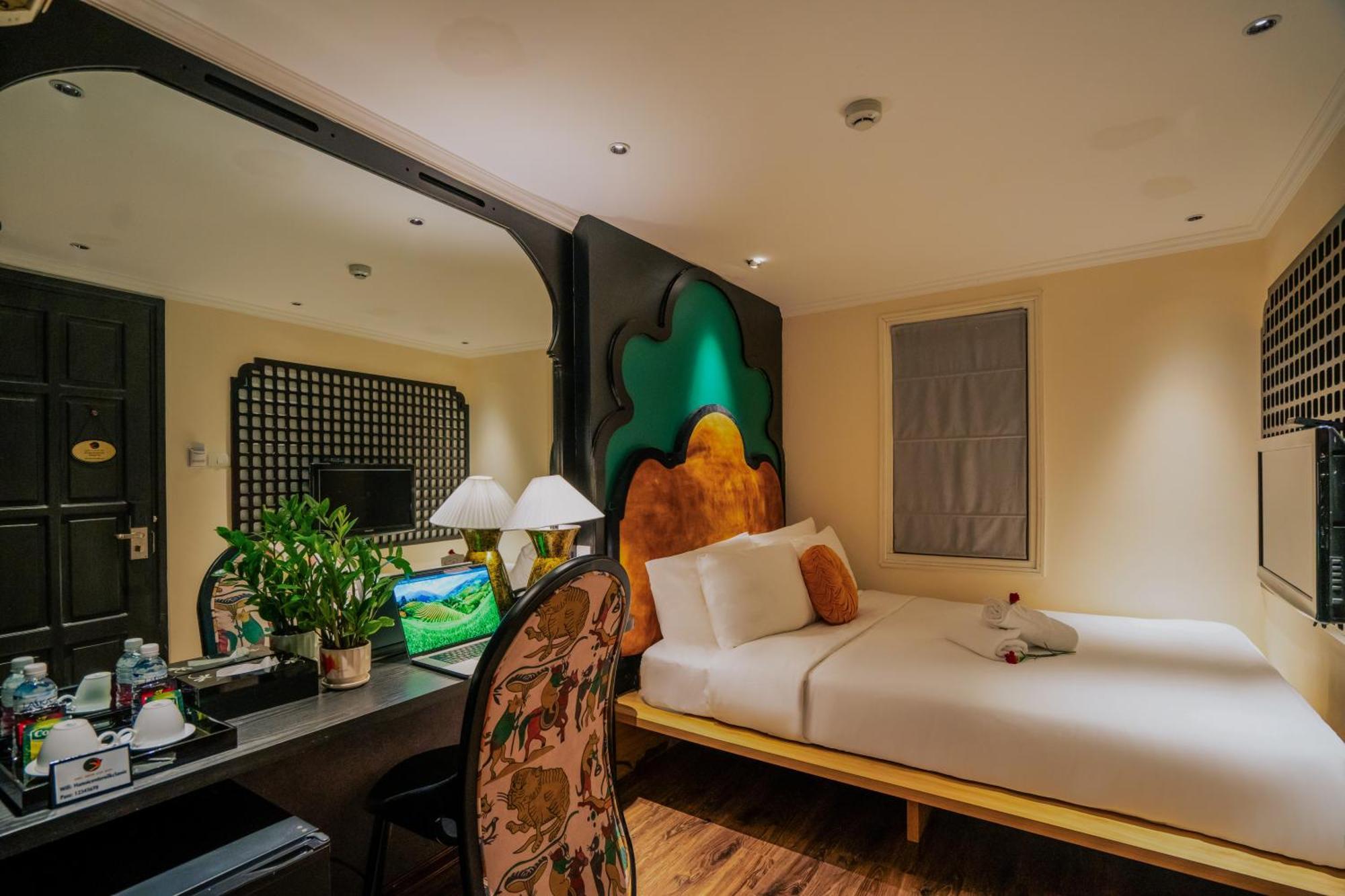 Hanoi Center Silk Classic Hotel & Travel Екстериор снимка