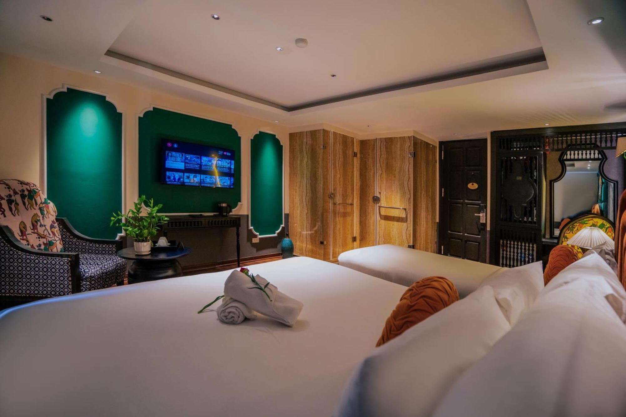 Hanoi Center Silk Classic Hotel & Travel Екстериор снимка